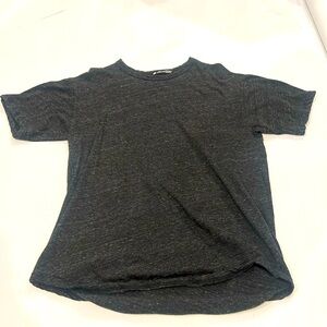 Heather dark grey tee